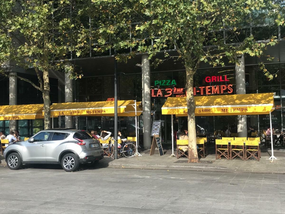 F2 Paris 10Eme Gare Du Nord - Stade De France - Parking سان دوني المظهر الخارجي الصورة